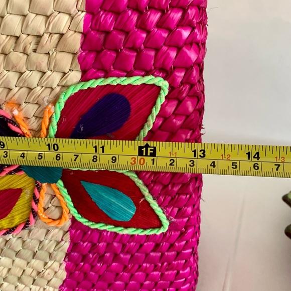 Handmade Mexican Palm Basket Purse/Tote - Picture 4 of 8